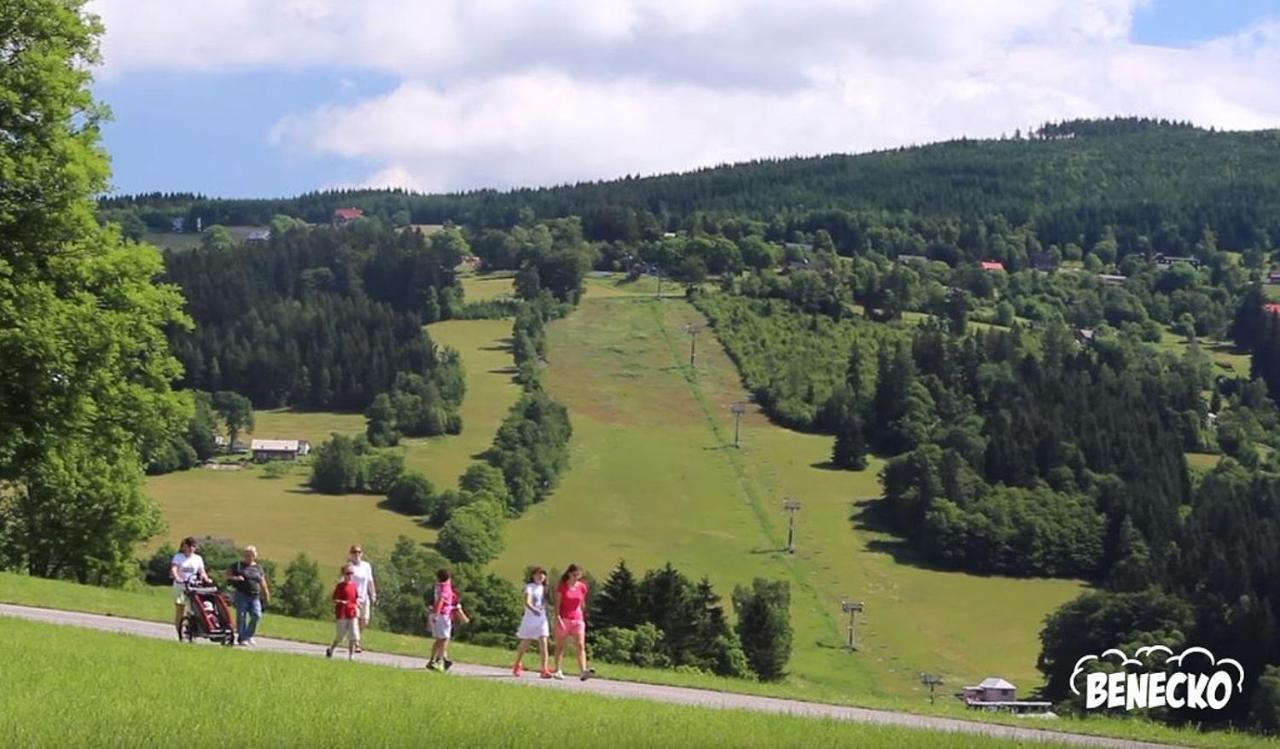 Profamily Hotel Top Benecko Zewnętrze zdjęcie