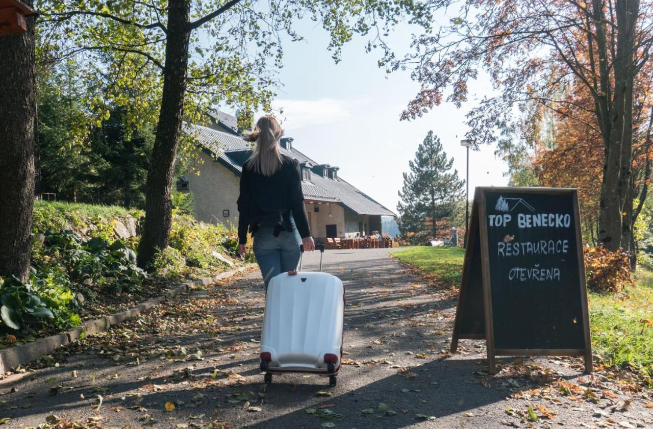 Profamily Hotel Top Benecko Zewnętrze zdjęcie