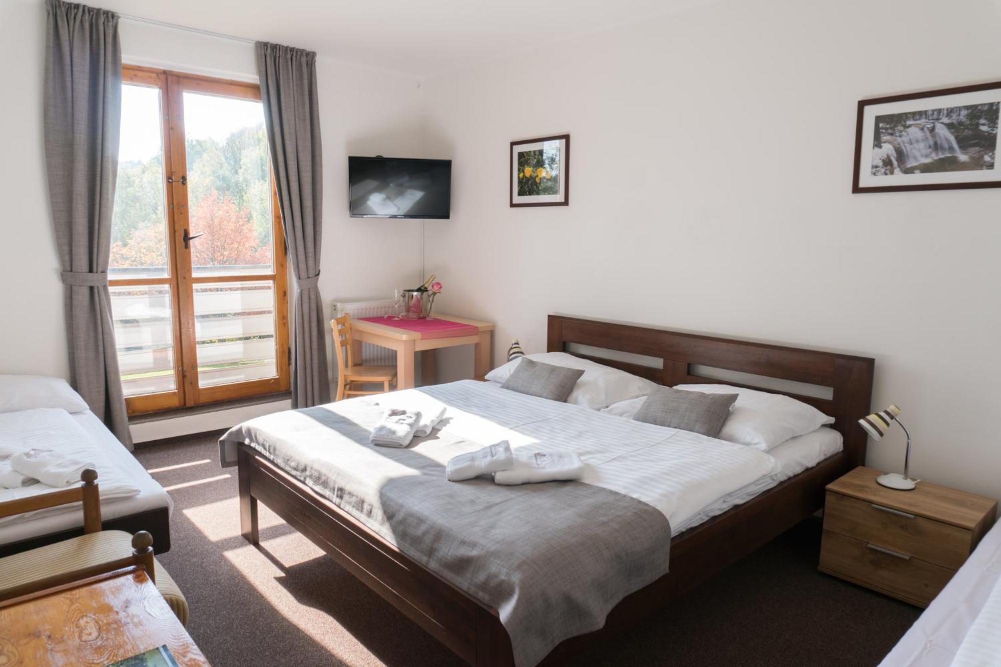 Profamily Hotel Top Benecko Zewnętrze zdjęcie
